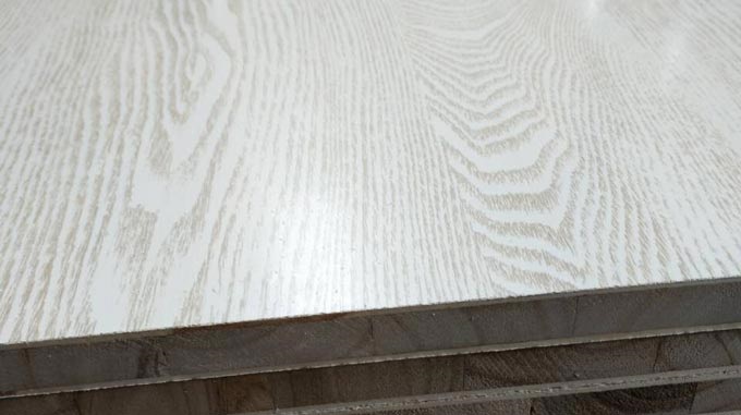 多层板厂家介绍实木多层板的主要特点