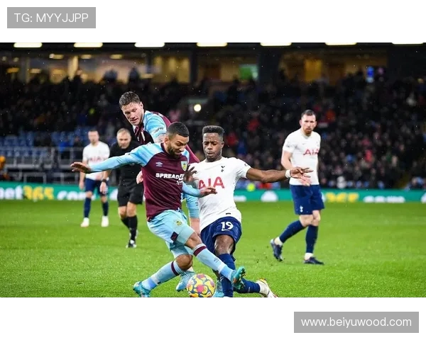 伯恩利在足总杯中保持强劲状态，成功晋级下一轮比赛