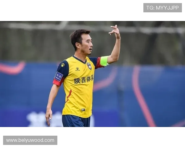 杨昊训练完直接去奢侈品店刷卡，这自律和消费反差谁懂